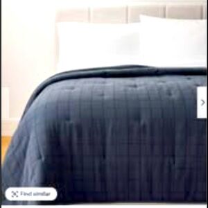 Threshold with Studio McGee King Grid Stitch Cotton Quilt